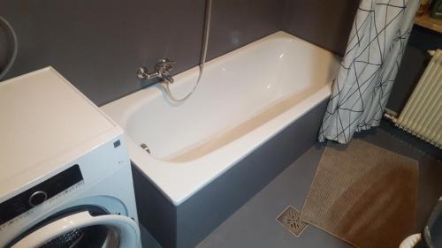 Lana Apartment | Pet-Friendly SonnenApartment with a 9.5/10 Guest Rating