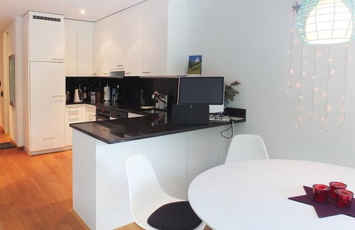 Engelberg Apartment | Top-Rated Sonnenbergweg 5: Spa, Breakfast & Family Friendly