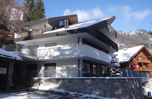 Engelberg Apartment | Top-Rated Sonnenbergweg 5: Spa, Breakfast & Family Friendly
