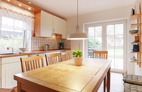 Gross Schwansee Apartment | Discover Sonnenblick Holiday House: Oceanfront Retreat Awaits