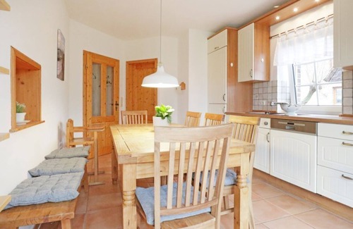 Gross Schwansee Apartment | Discover Sonnenblick Holiday House: Oceanfront Retreat Awaits