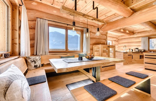 Dalaas Ski Chalet | Sonnenchalet Bomhuesle