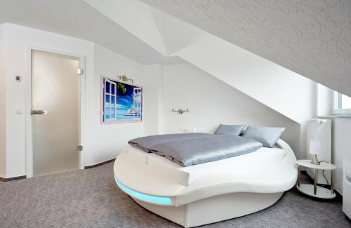 Dietzenbach Hotel | Discover Sonnenhof: Pet-Friendly 4-Star Retreat with Pool