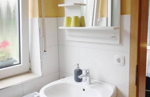 Kapellen-Drusweiler Bed & Breakfast | Comfortable B Double Room with Kitchen - Haus Sonnengarten