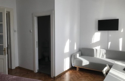 Campulung Apartment | Pet-Friendly Getaway at SONNENSCHEIN Hotel for Families