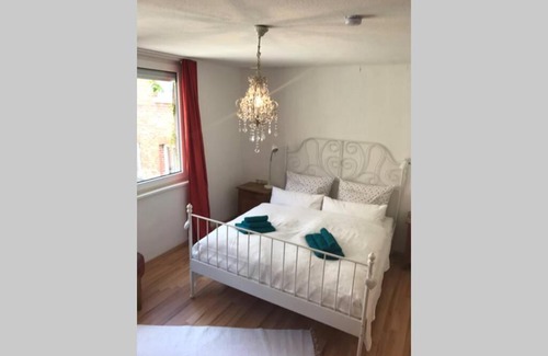 Ostheim Apartment | Inviting 2-Room Apartment with Veranda for Family Getaways