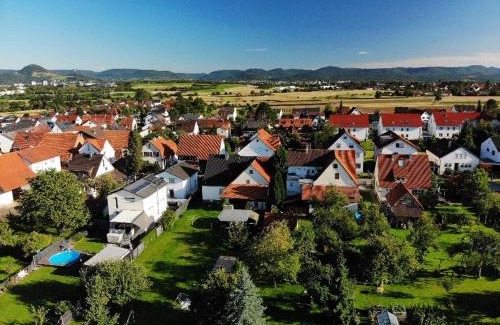 Reutlingen-Sickenhausen Apartment | Bright 3-Room Apartment with Beautiful Balcony in Nature