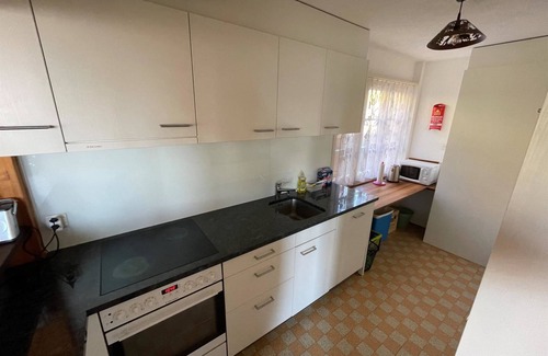 Schoenried Apartment | Exclusive Retreat at Sonnige Matte with Spa & Family Amenities