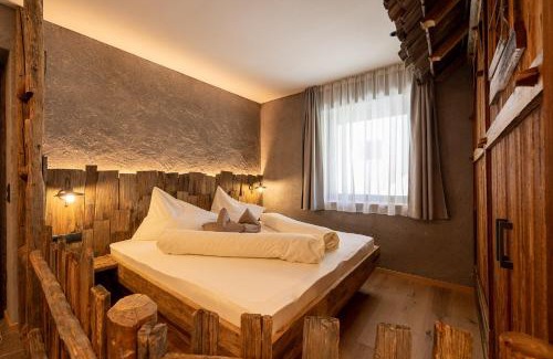 Collepietra Apartment | Relaxing Retreat at Sonnleiten Sonnenalm - 4-Star Comfort