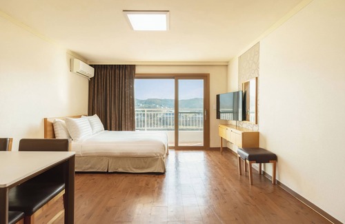 Yangpyeong Resort | Relaxing Stay at Sono Hue Yangpyeong with Pool & Spa