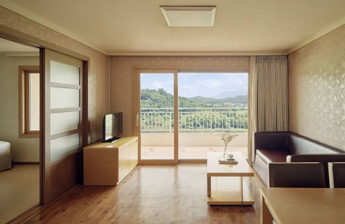 Yangpyeong Resort | Relaxing Stay at Sono Hue Yangpyeong with Pool & Spa