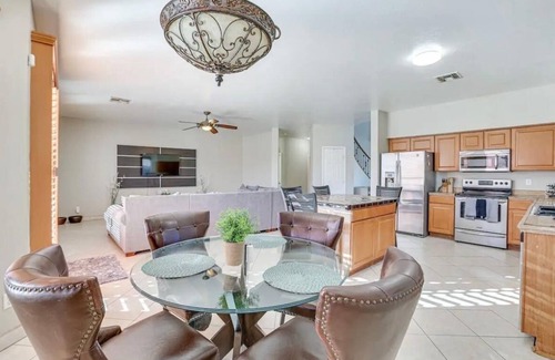 Laveen Village House | Discover Sonoran Paradise: 6BR Home with Private Pool