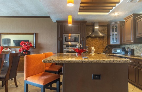 Bella Vista Condo | Experience Oceanfront Bliss at Sonoran Sky 1402 Condo
