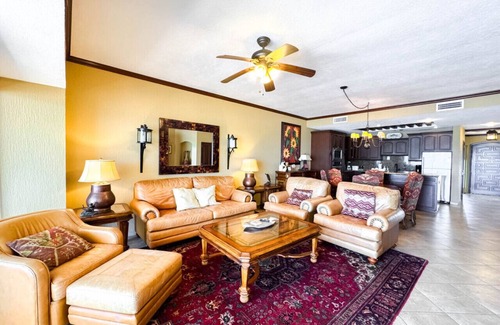 Bella Vista Condo | Sonoran Sky 203: Elegant Getaway with Ocean View & Pool