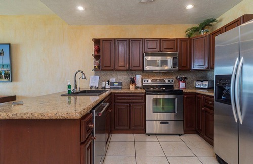 Sandy Beach Condo | Oceanfront Escape: Sonoran Sun W109 with Pool & Spa