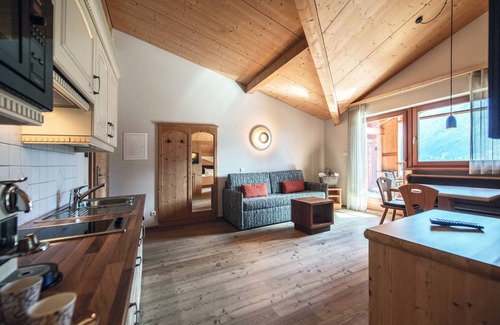 Kastelruth Hotel | Relax at Sonus Alpis - Adults Only with Spa & Pool Access
