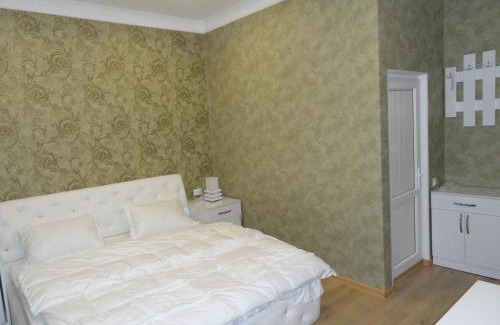 Ninotsminda Hotel | Sonya: Guest Rated 9/10 with Pool & Breakfast Included