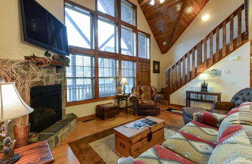 Reeds Spring House | Discover Sooner Settle Lodge: Oceanfront Pool Paradise