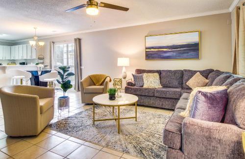 Savannah House | Relaxing Savannah Townhome with Family-Friendly Patio