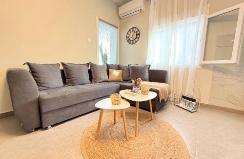 Korinos House | Family-Friendly Stay at Sophia's Coastal Retreat, Rated 9.9