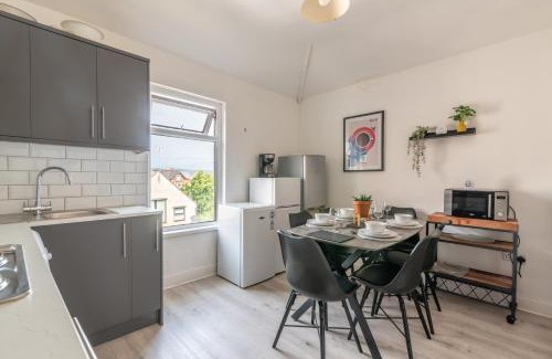 Newport Apartment | Relaxing Family Stay at Sophia's Retreat, Newport Coastal Gem