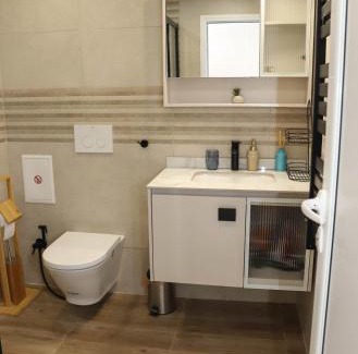 Blagoevgrad Apartment | Sophie Studio - Top center, Cozy & Work-Friendly near AUBG, Free streaming platforms