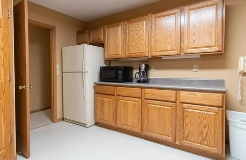 Winfield House | Elegant Country Guest House with Spa & Breakfast Included