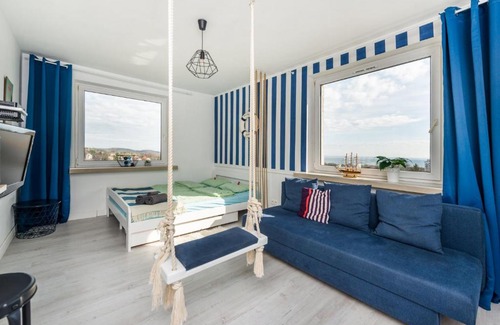 Kamienny Potok Apartment | Sea View Haven in Sopot - 12 Min to the Beach