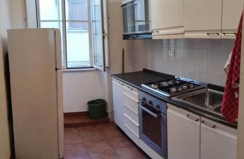 Rodi Garganico Apartment | Pet-Friendly Sopramare Appartamento with Breakfast Included