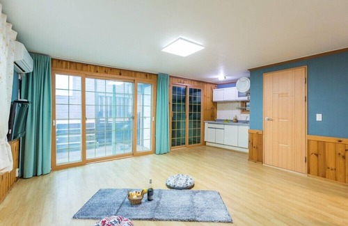 Yeongdeok House | Cozy Stay at Sora Pension with Family-Friendly Amenities