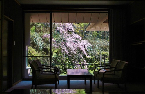 Shuzenji House | Experience Sora Togetsusou Kinryu: Rated 9.2/10 with Spa & More