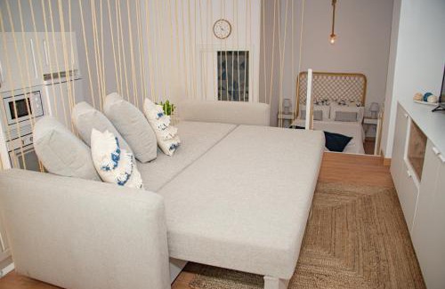 Aiora Apartment | Welcoming Soraya's Place - Chopín 5: Family-Friendly Retreat