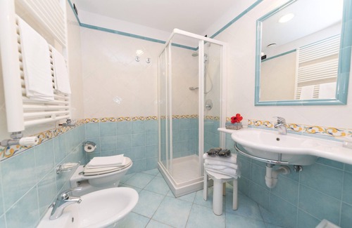 Succhivo Bed & Breakfast | Idyllic Sorgeto Garden: Ocean Views & Family-Friendly Comfort