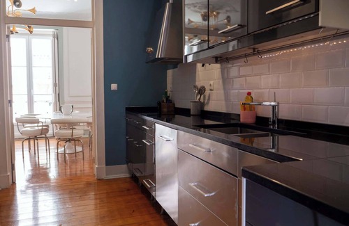 Bairro Alto Apartment | Charming Soriano 4-Bedroom Apartment in Chiado, Rated 10/10