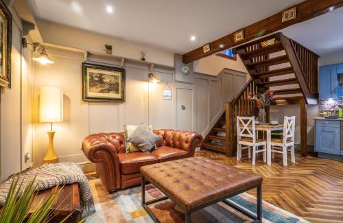Londonderry House | Delightful Sorley Boys Snug: Child-Friendly Retreat with 9.5/10