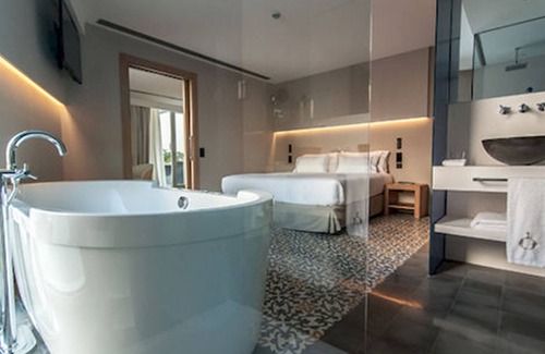 Vilassar de Dalt Hotel | Relax at Sorli Emocions: 4-Star Eco-Friendly Oasis
