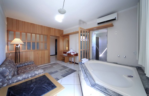 Sorocaba Hotel | Discover Sorocaba Park Hotel: 4-Star Retreat with Spa & Pool