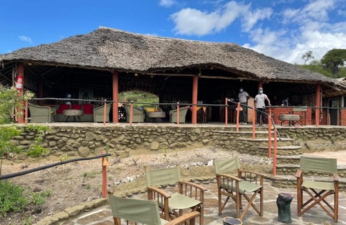 Murka Other | Top-Rated Soroi Leopards Lair with Family-Friendly Amenities