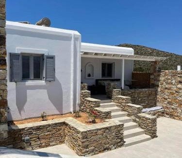 Antiparos Villa | Discover Sorokos Villa: Beachfront Bliss Awaits You
