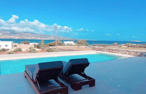 Antiparos Villa | Discover Sorokos Villa: Beachfront Bliss Awaits You