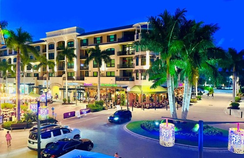 Naples Park Condo | Relaxing Retreat: Sorrento Cabana near Vanderbilt Beach