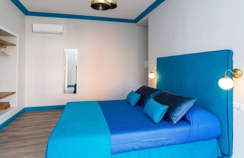 Sorrento Historic Centre Hotel | Relax at Sorrento Pool & Suites - Poseidon for Families
