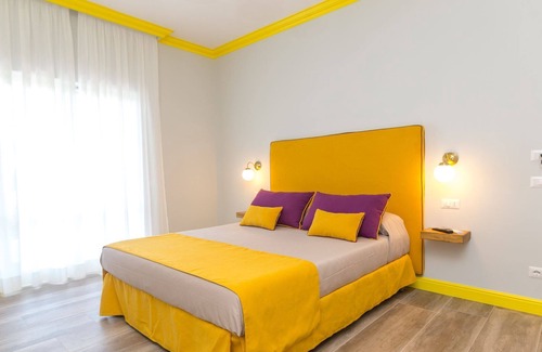 Sorrento Historic Centre Hotel | Relax at Sorrento Pool & Suites - Family Friendly Retreat