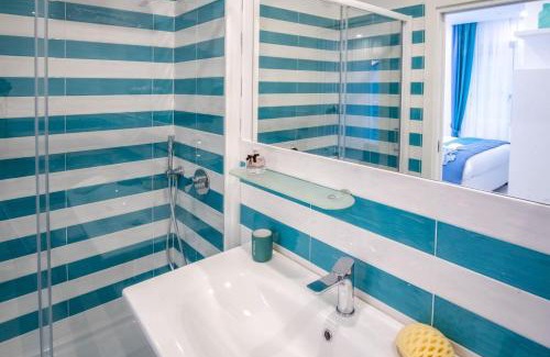 Sorrento City Centre Apartment | Family Apartment in Central Sorrento - Guest Rated 9.8