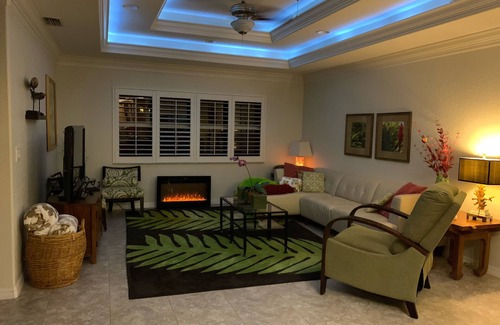 Englewood Villa | Oceanfront Retreat with Pool & 10/10 Guest Rating