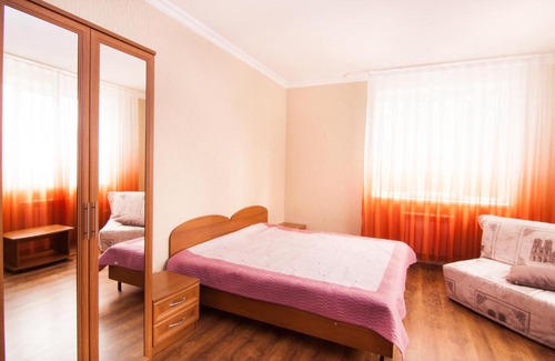 Terskol Hotel | Cozy Sosnovy Bor Inn with Breakfast & Hot Tub Amenities