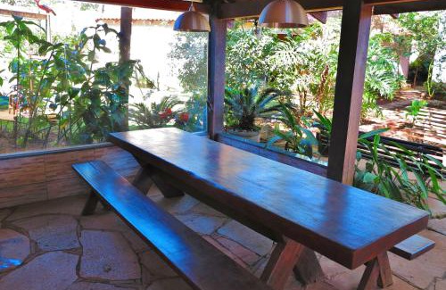 Chapada dos Guimaraes Apartment | Delightful Sossego Homestay with Oceanfront Views