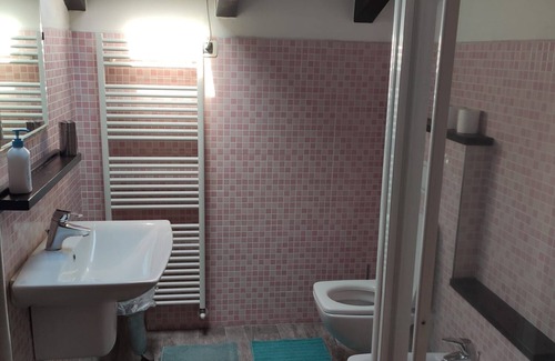 Rho Bed & Breakfast | Explore Comfort at Sosta Fiera B&B with Family-Friendly Amenities