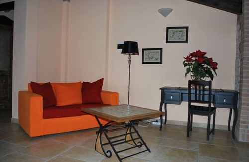 Rho Bed & Breakfast | Explore Comfort at Sosta Fiera B&B with Family-Friendly Amenities