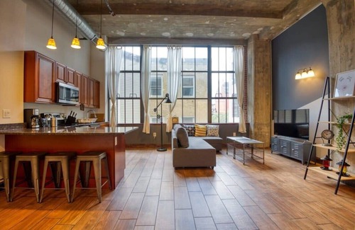 West Poplar Apartment | Modern 1BR Sosuite with On-Site Dining and Gym Access